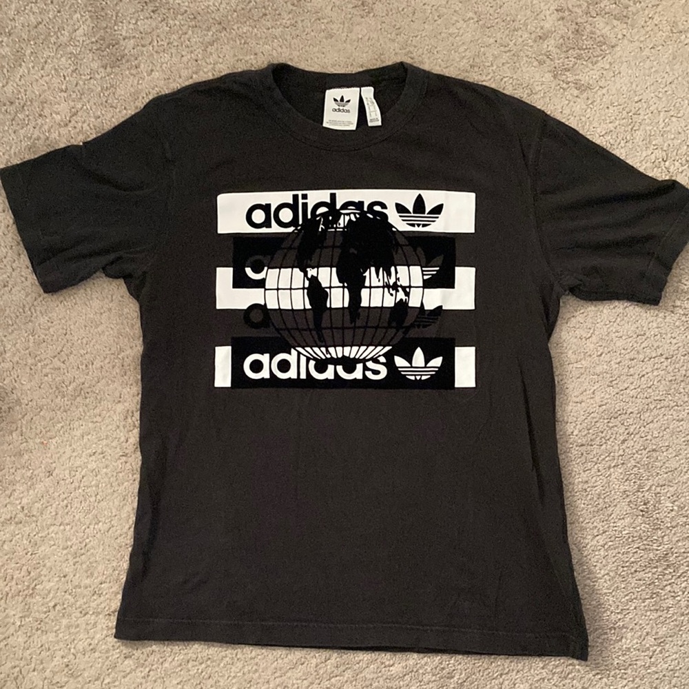 Adidas mens size S t shirt